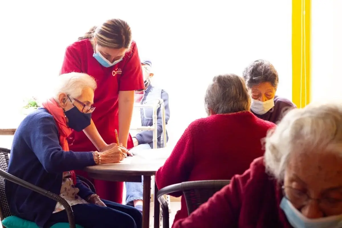 Beneficios del aprendizaje en mayores Beneficios del aprendizaje en mayores