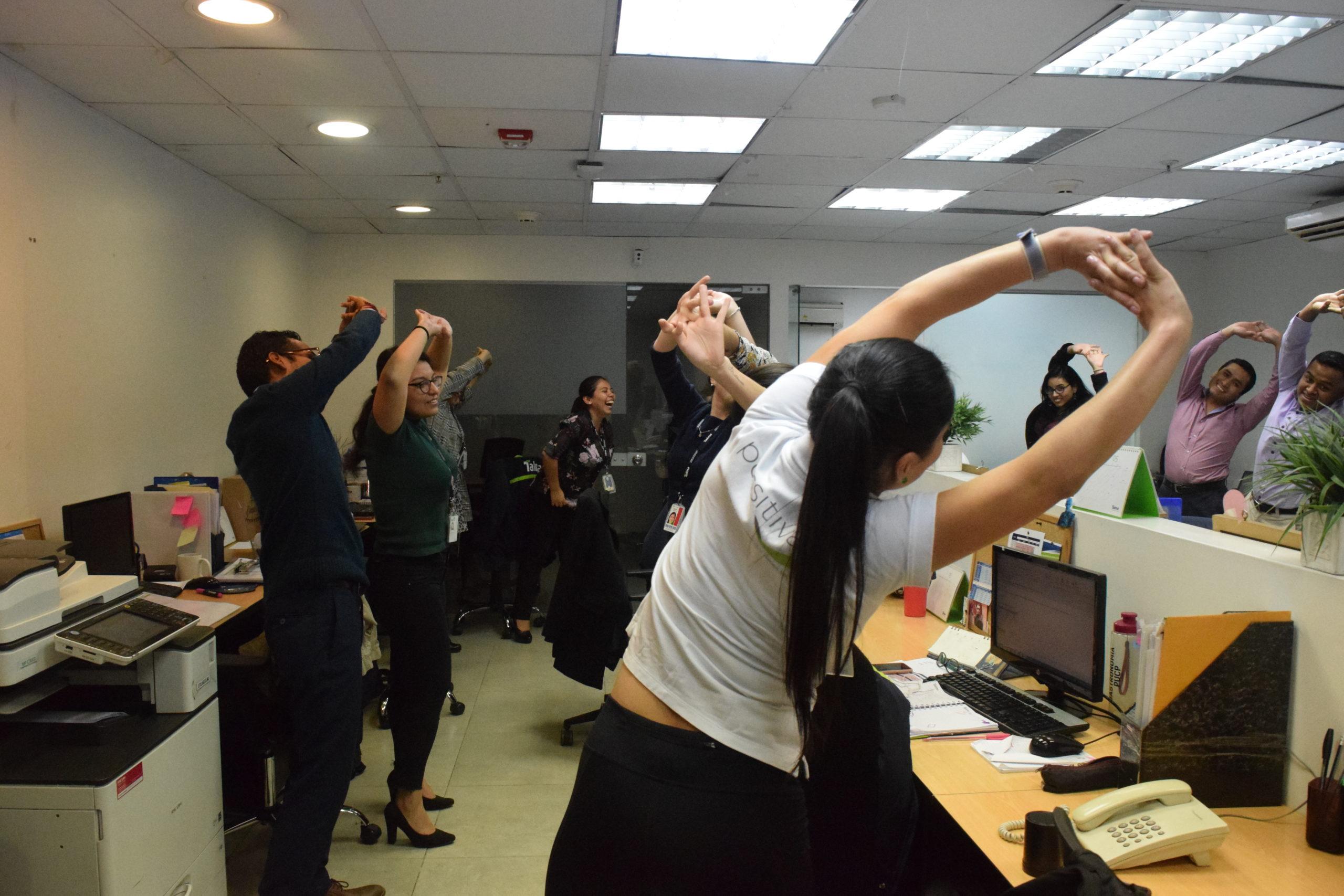 Ejemplos de pausas activas en oficinas