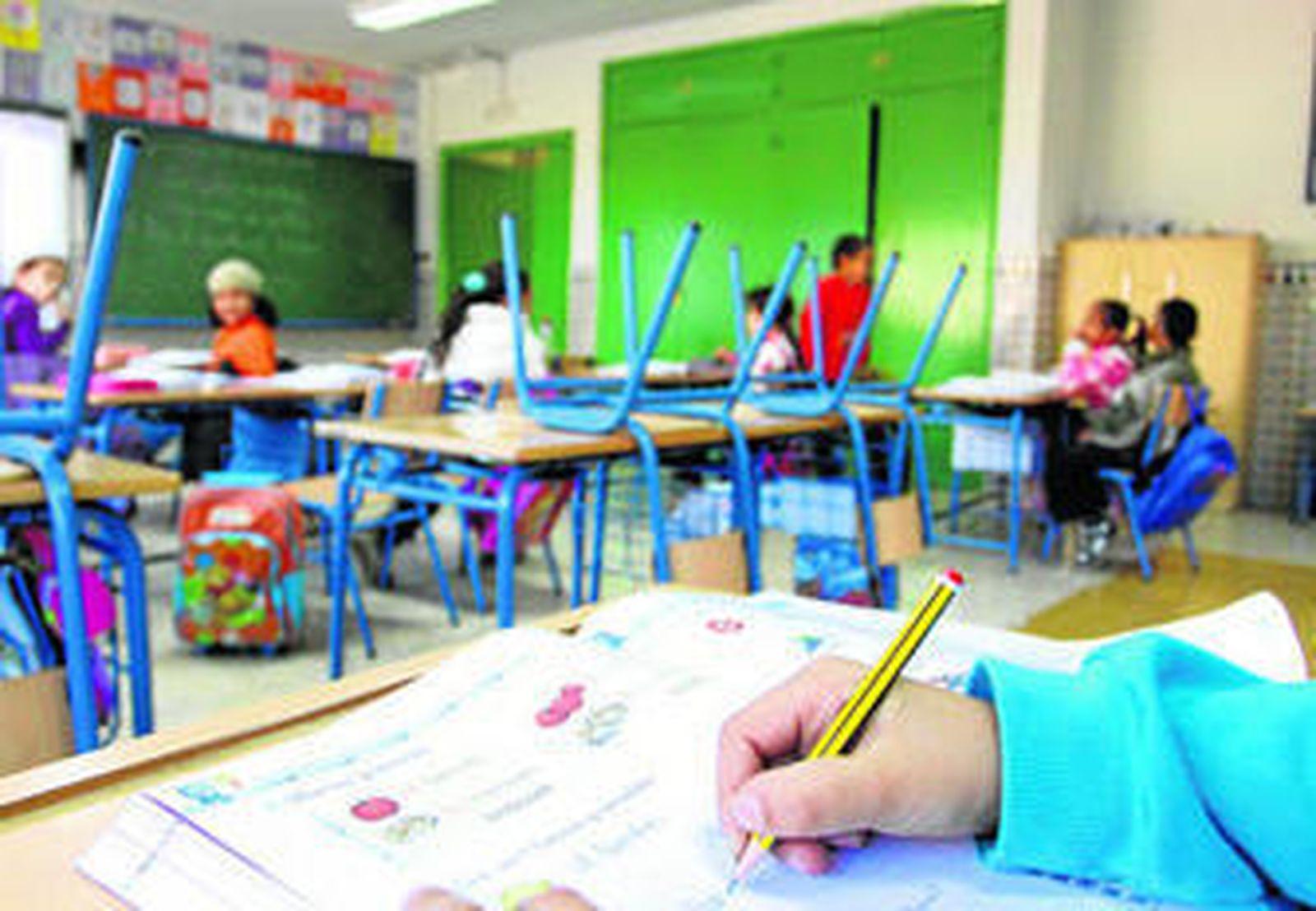 Centros de difícil desempeño en educación Centros de difícil desempeño en educación