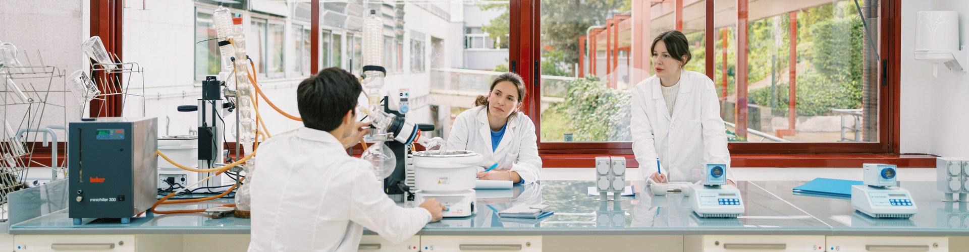 Recursos y evaluación en Farmacia Recursos y evaluación en Farmacia